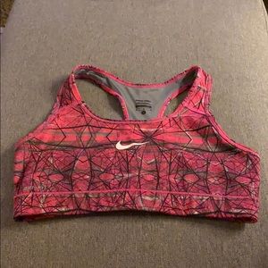 Nike pro sports bra